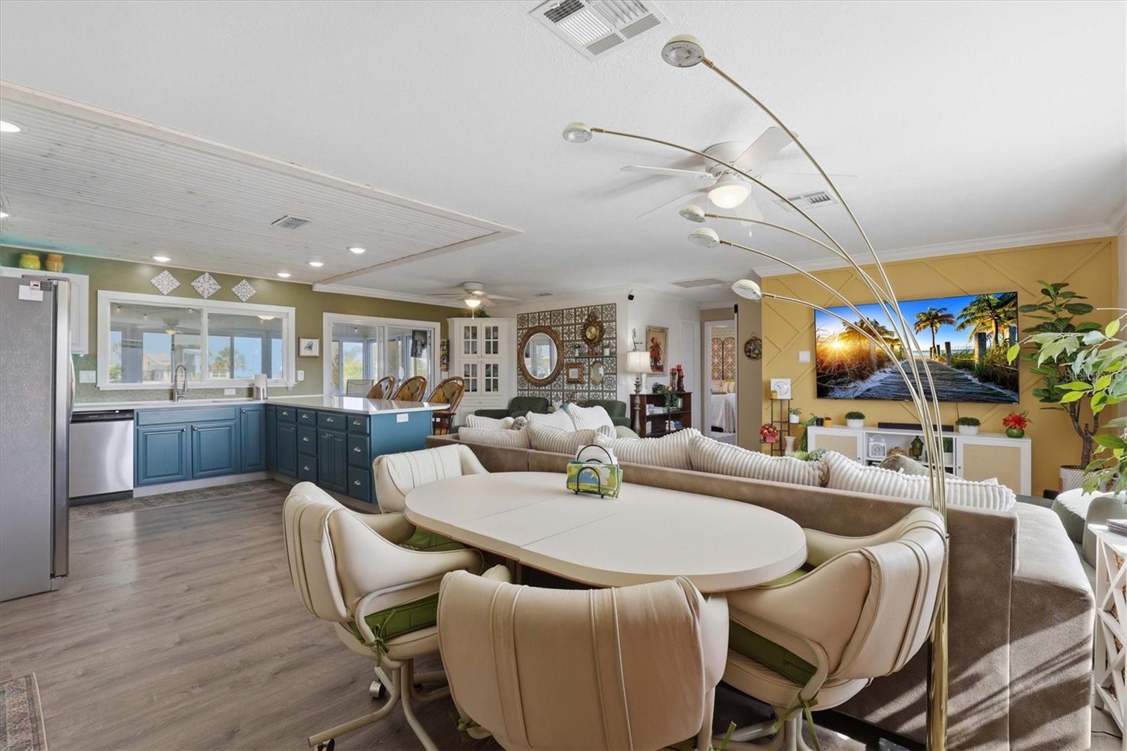 HERNANDO BEACH - Residential