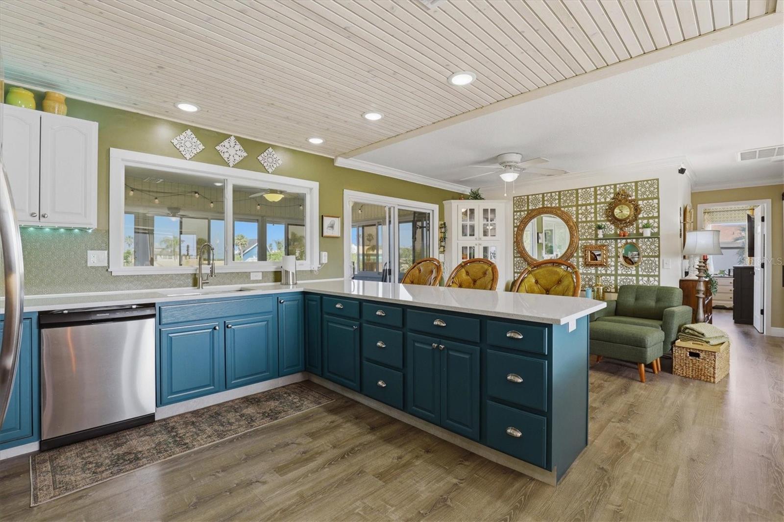 HERNANDO BEACH - Residential