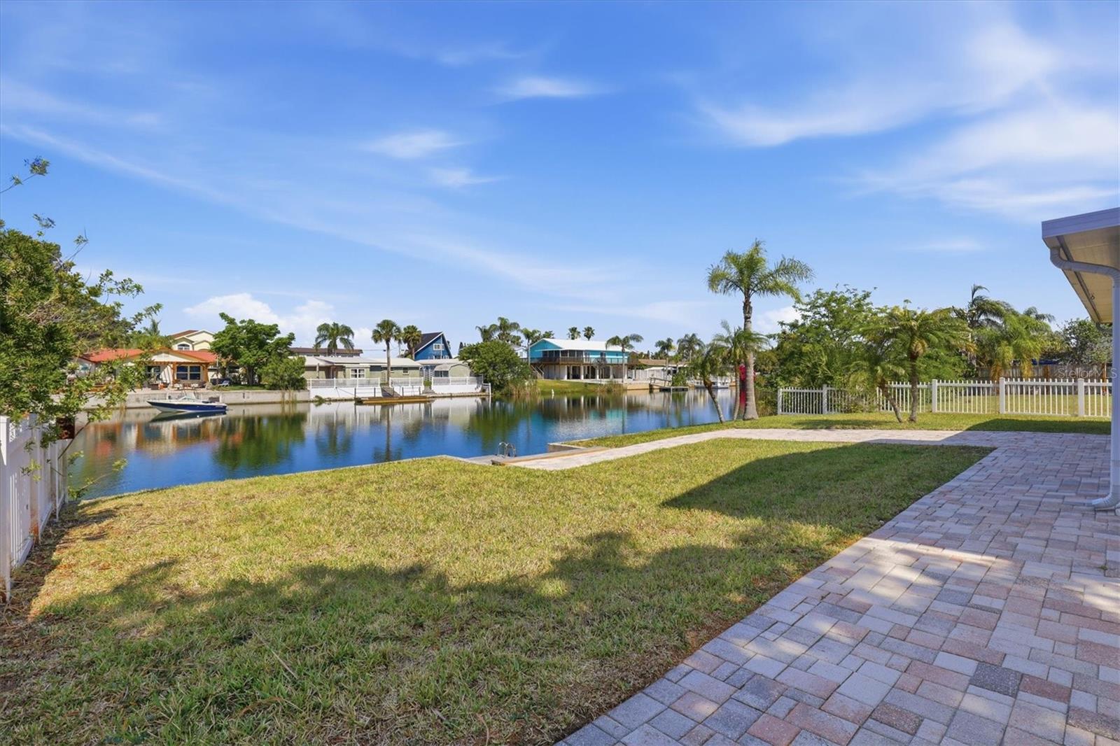 HERNANDO BEACH - Residential