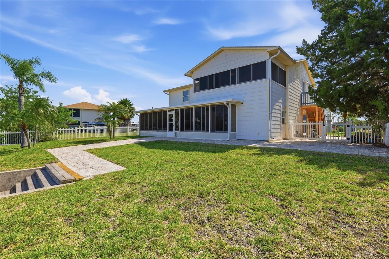 HERNANDO BEACH - Residential