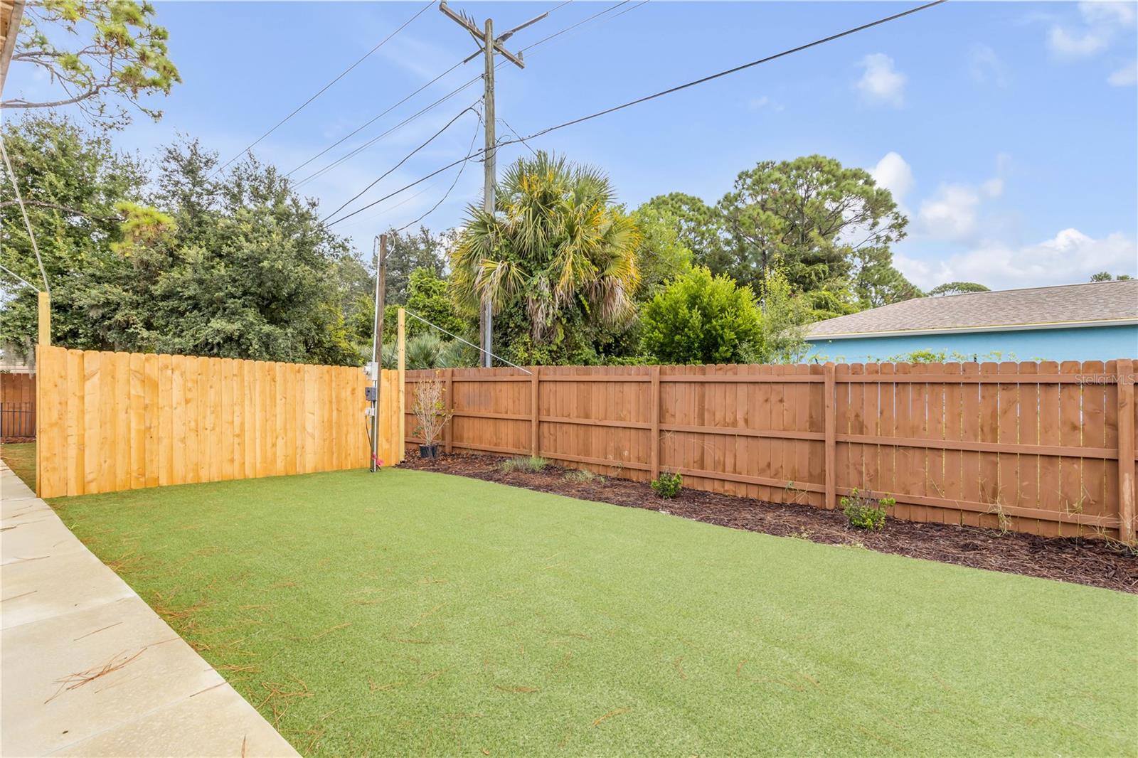 FLORIDA SHORES 01 - Residential