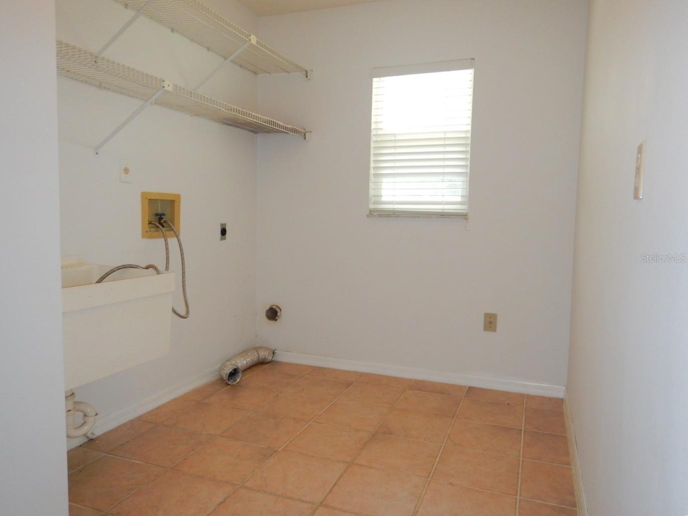 SILVER LAKE FOREST - Residential