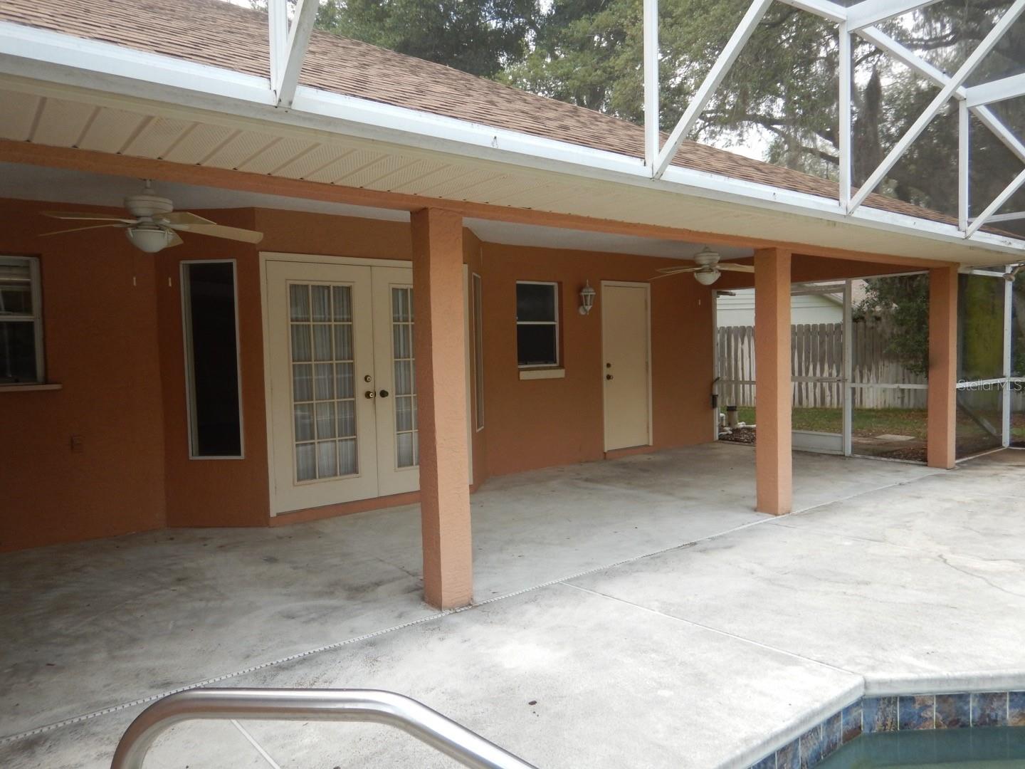 SILVER LAKE FOREST - Residential