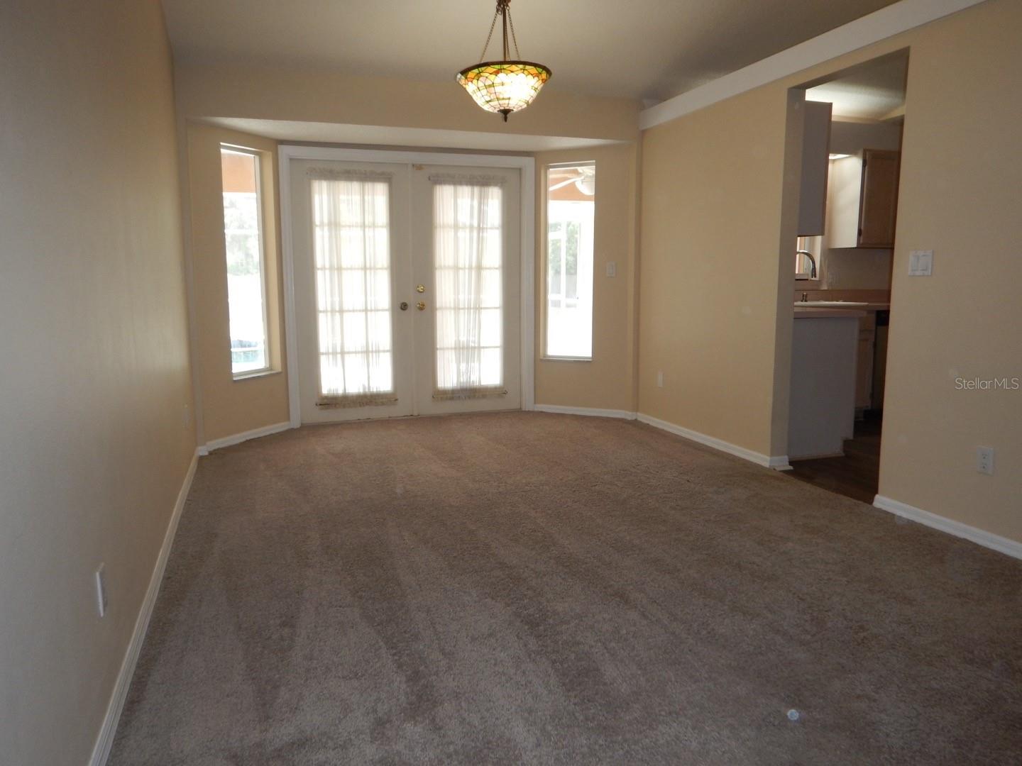 SILVER LAKE FOREST - Residential
