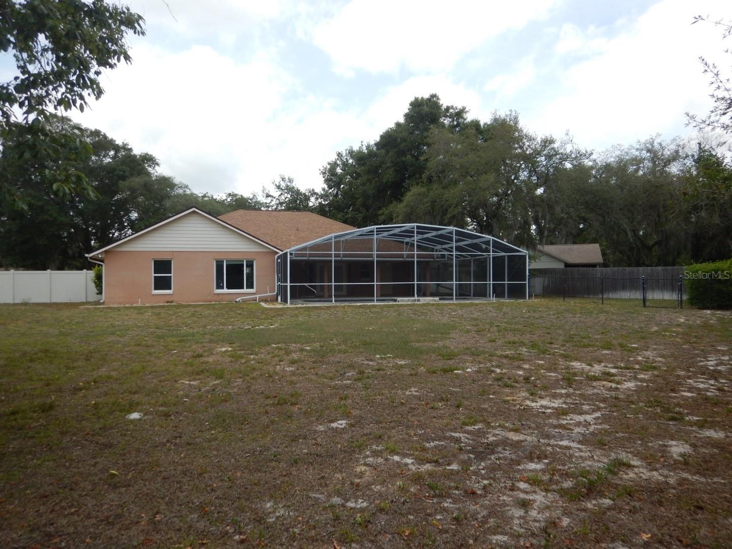 SILVER LAKE FOREST - Residential