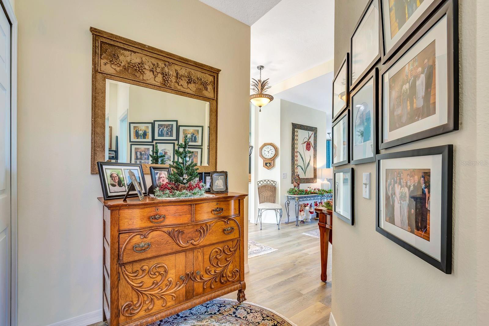 WELLINGTON CHASE - Residential