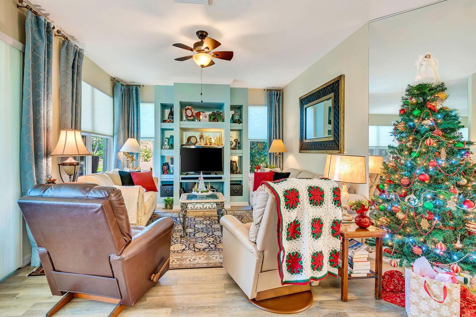 WELLINGTON CHASE - Residential