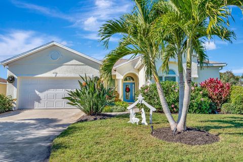 Photo of 6200 Weymouth Drive, Sarasota, FL 34238 (MLS # A4676615)