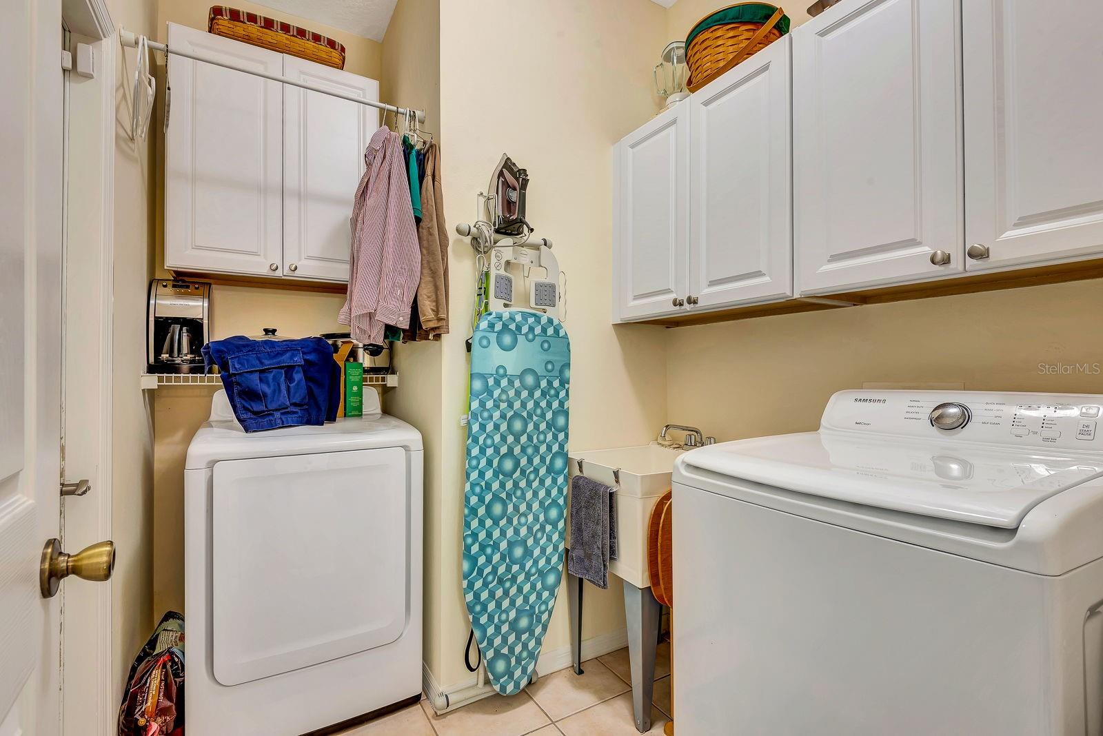 WELLINGTON CHASE - Residential