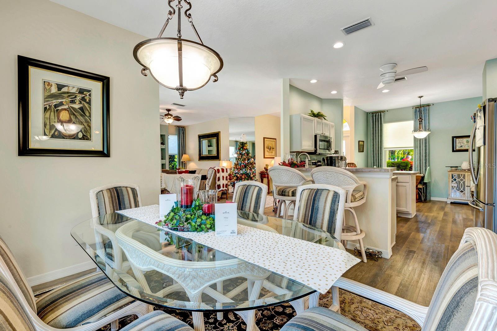 WELLINGTON CHASE - Residential