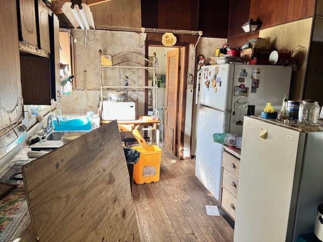 MOON LAKE ESTATES - Residential