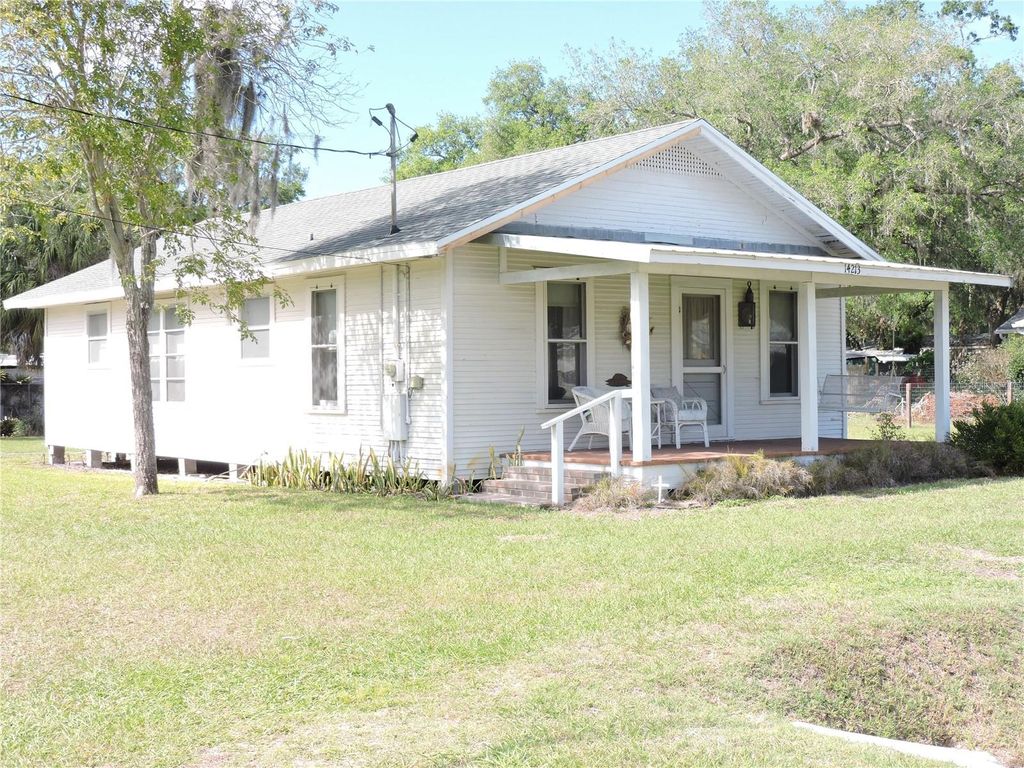 Photo of 14213 Reese Drive, Lake Wales, FL 33898 (MLS # K4903387)