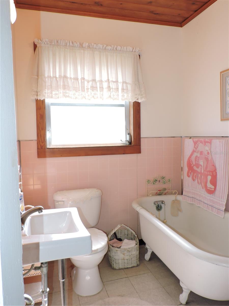 CAMP LESTER - Residential