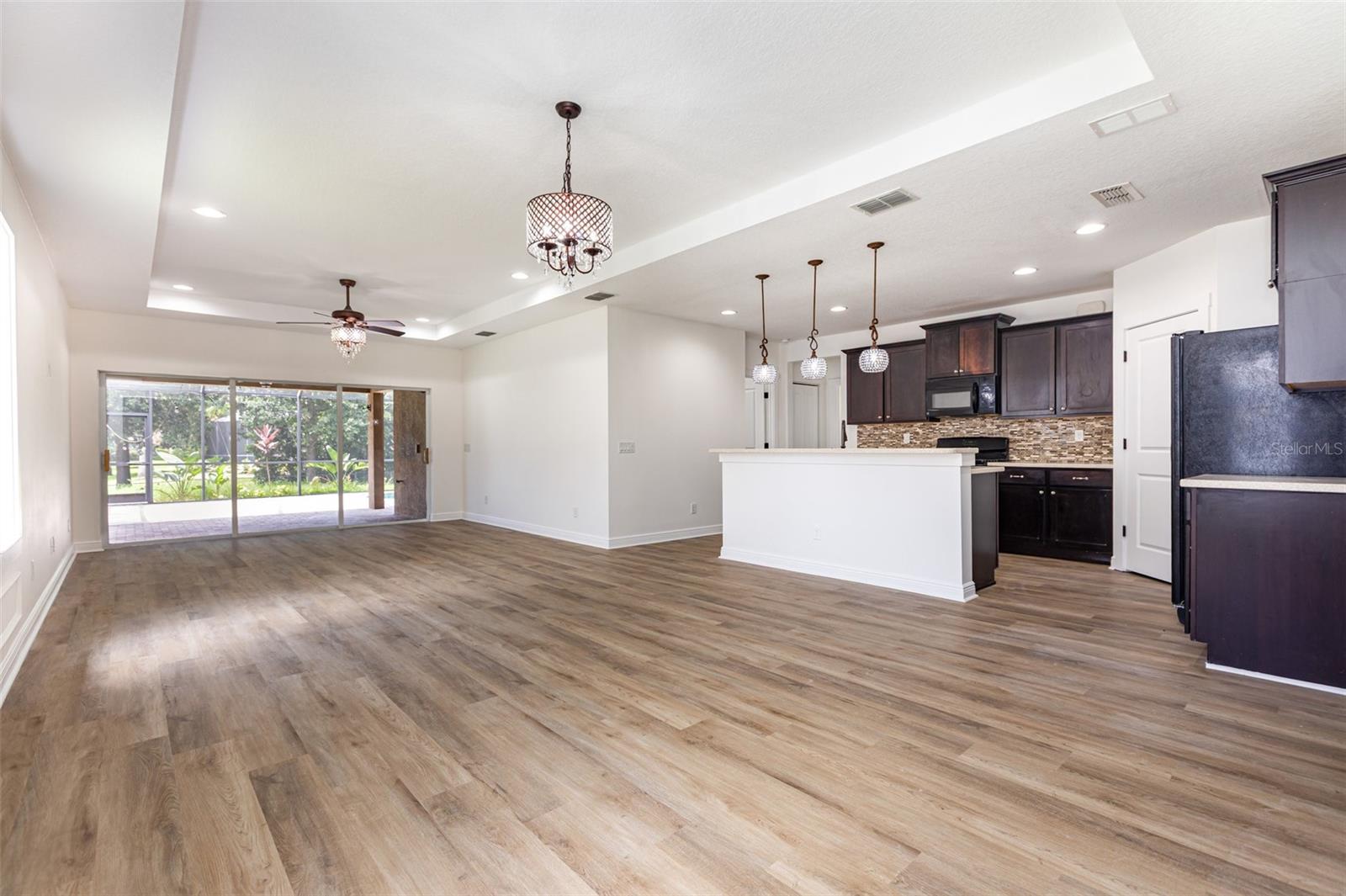 11923 FOREST PARK CIRCLE