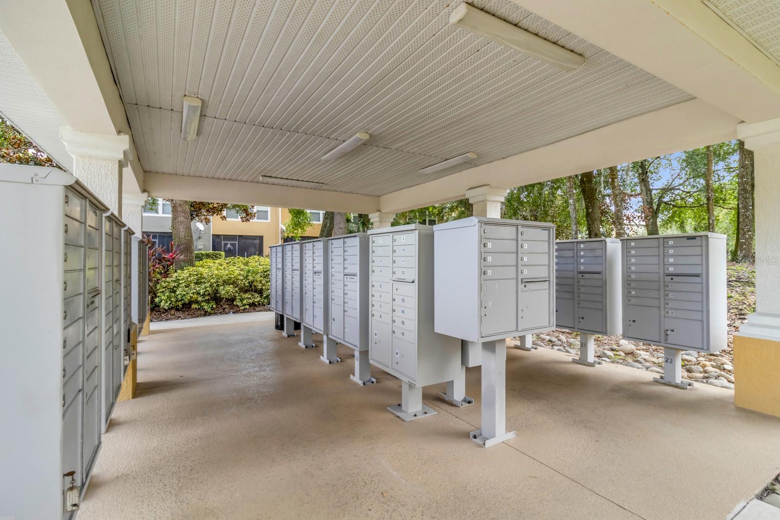 REGENCY OAKS UNIT ONE - Residential