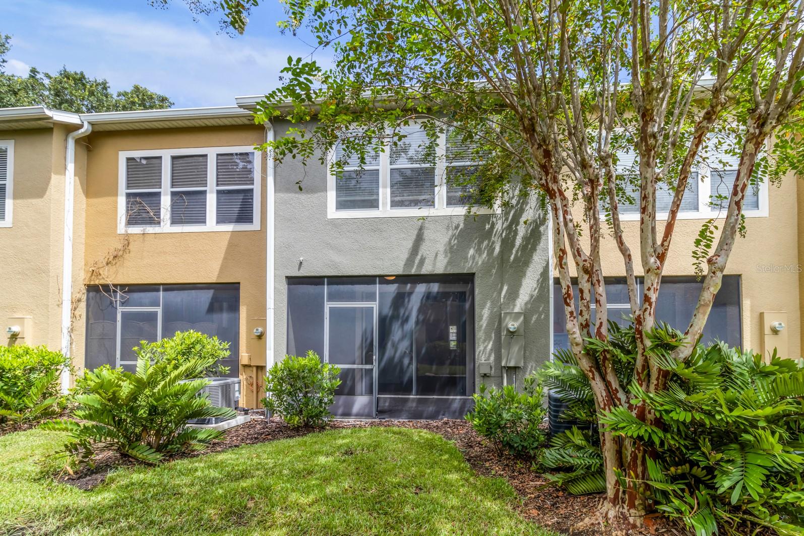 REGENCY OAKS UNIT ONE - Residential