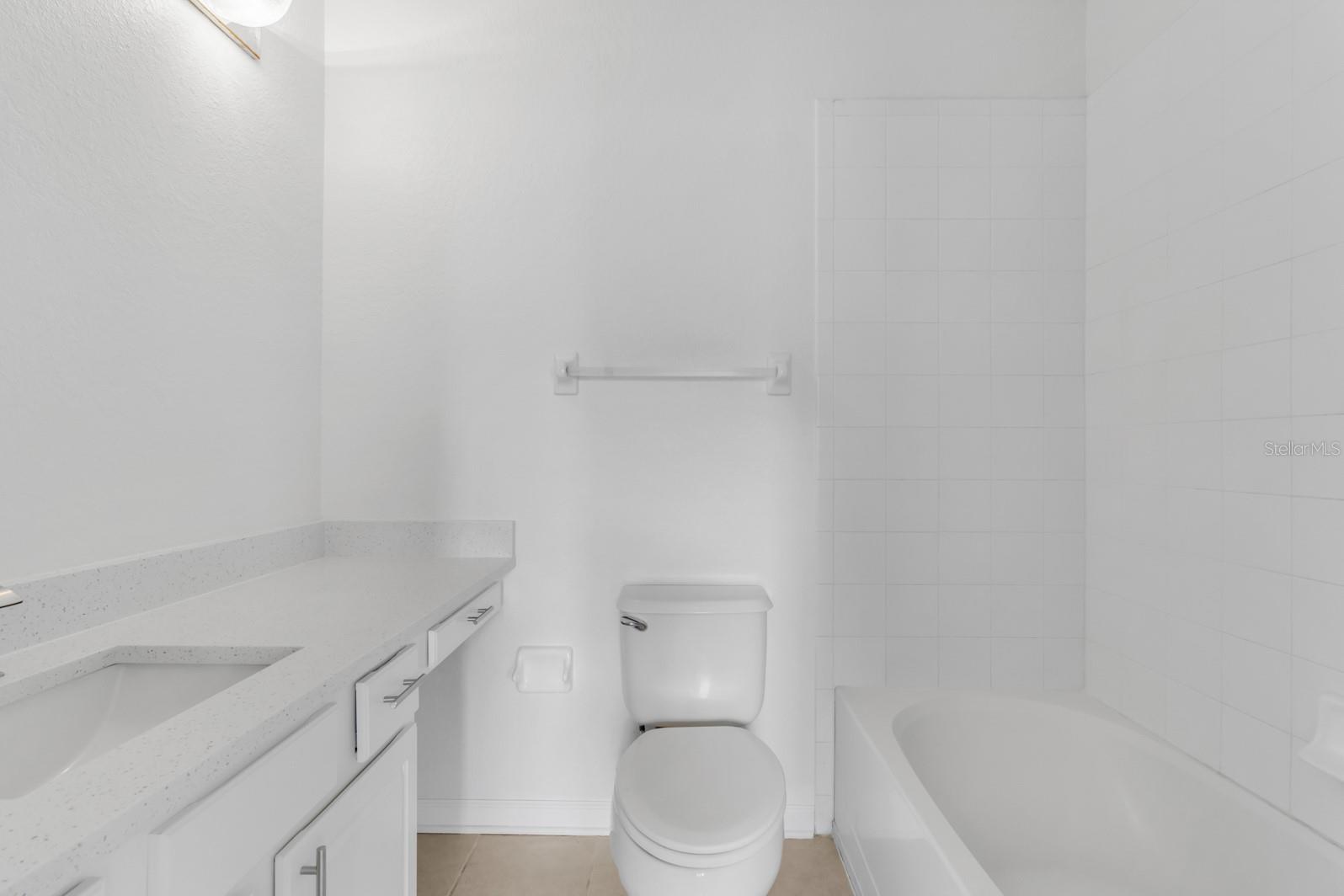 REGENCY OAKS UNIT ONE - Residential