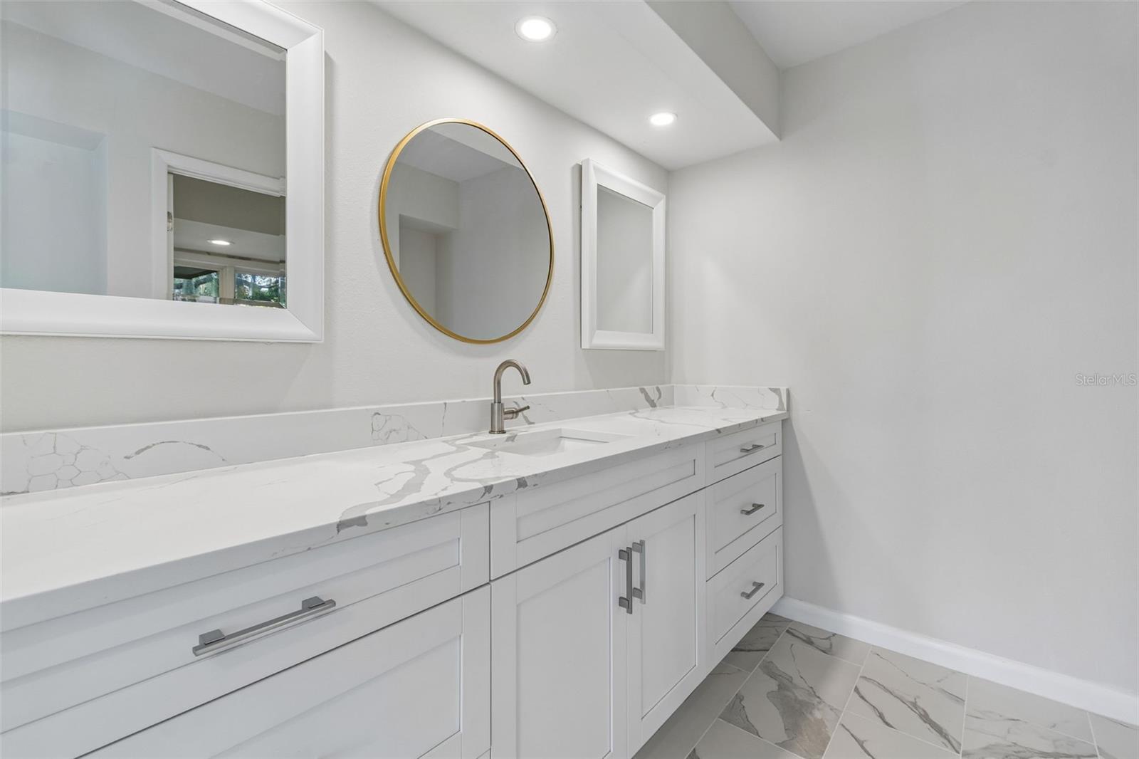 AVILA UNIT 2 - Residential