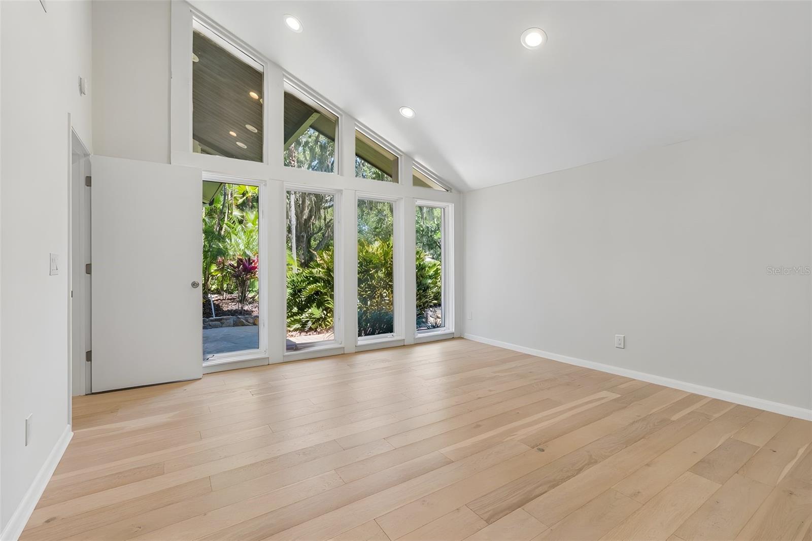AVILA UNIT 2 - Residential