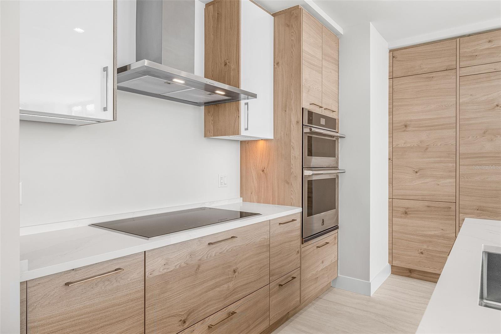 SALTAIRE CONDO - Residential