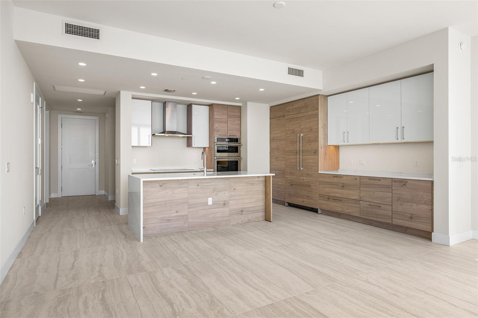 SALTAIRE CONDO - Residential