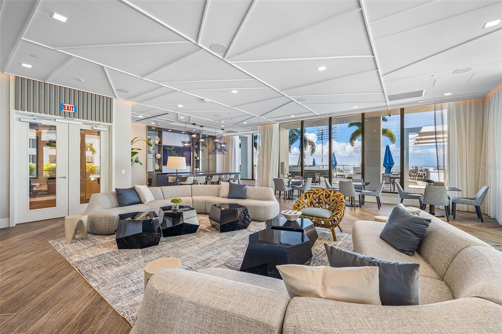 SALTAIRE CONDO - Residential