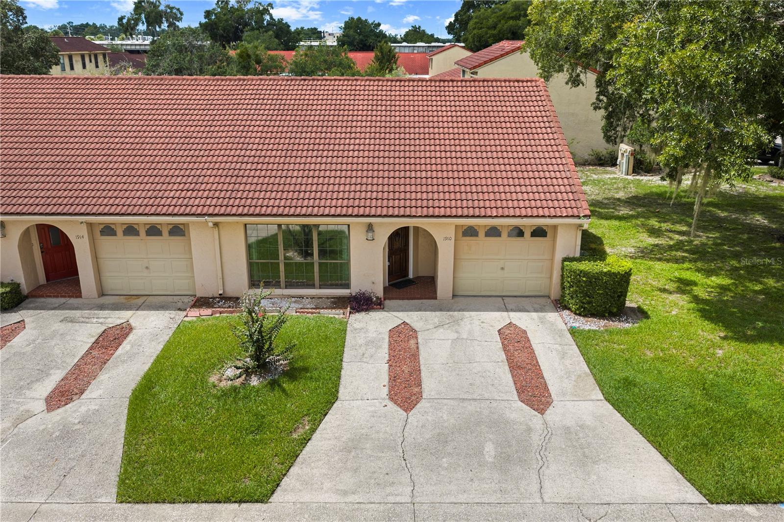 1910 SW 34TH COURT