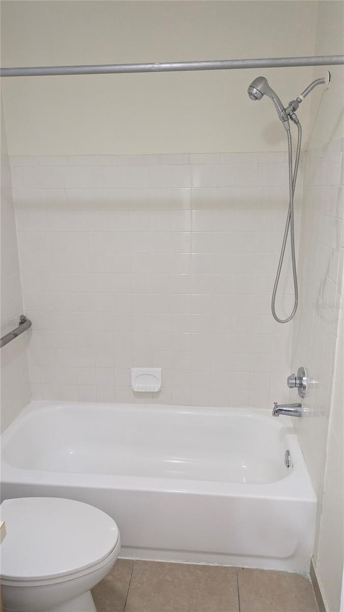 AVALON CONDO - Residential