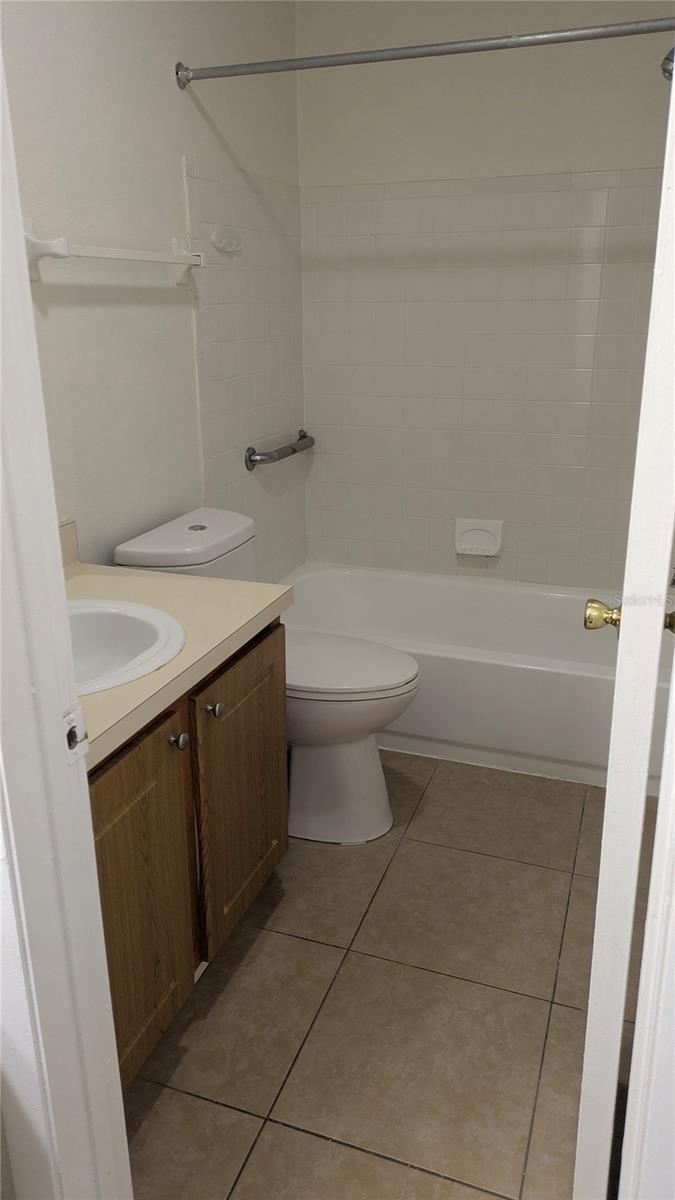 AVALON CONDO - Residential