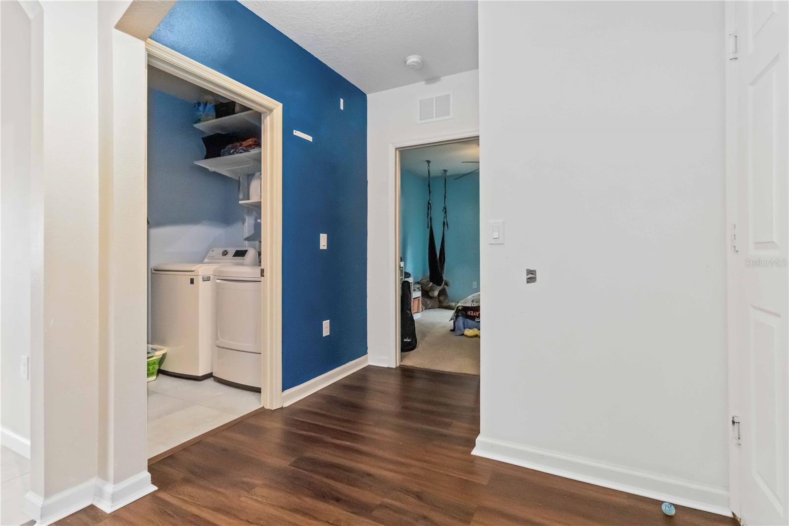 SWISS POINTE - Residential