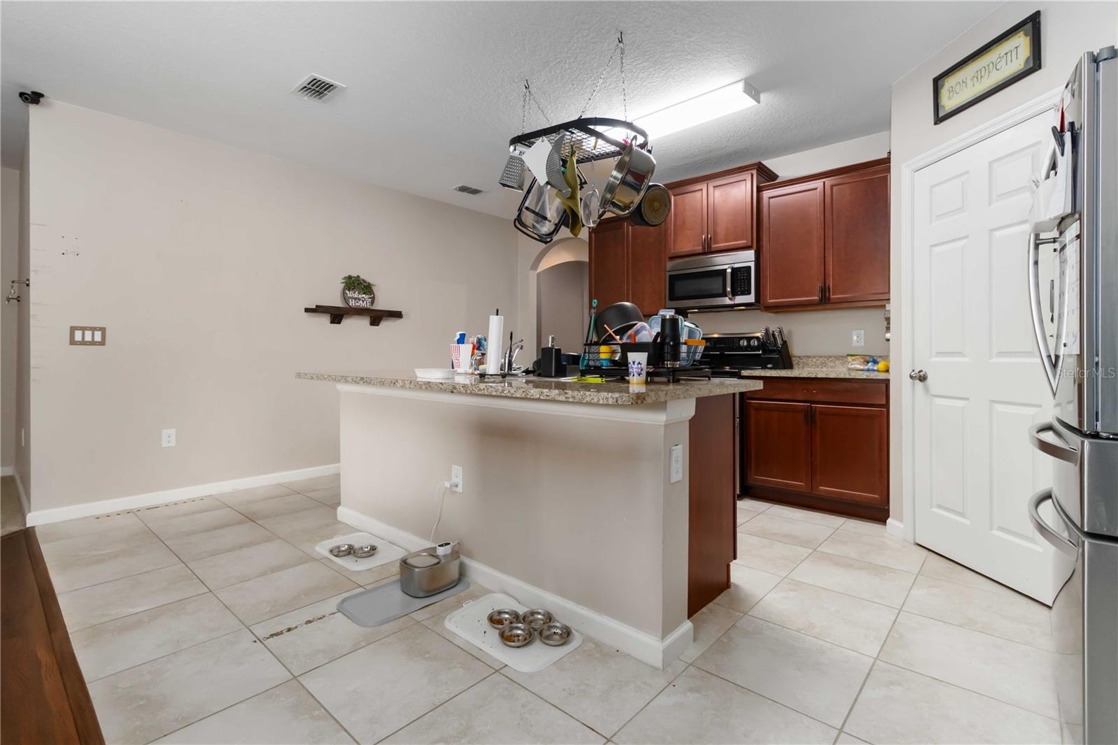 SWISS POINTE - Residential