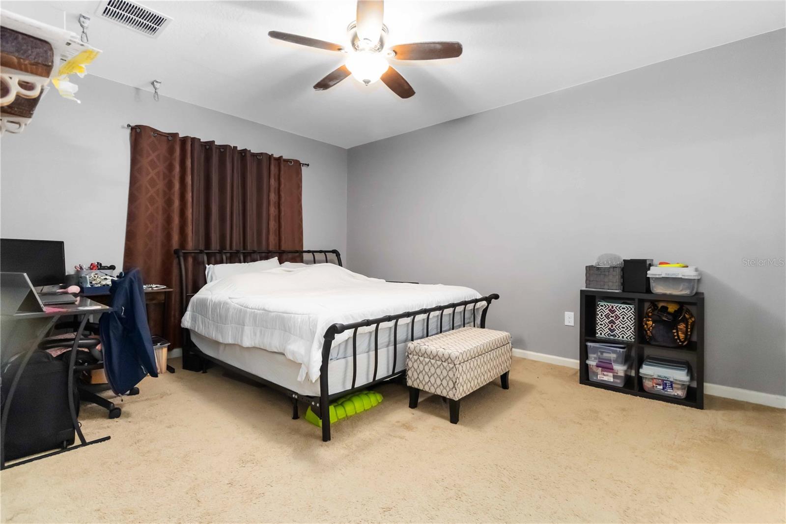 SWISS POINTE - Residential