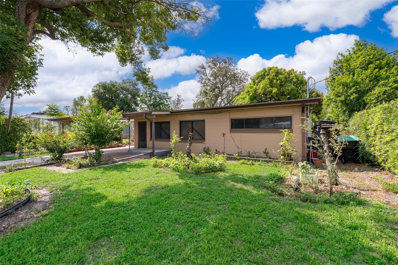 5604 ASTORIA PLACE