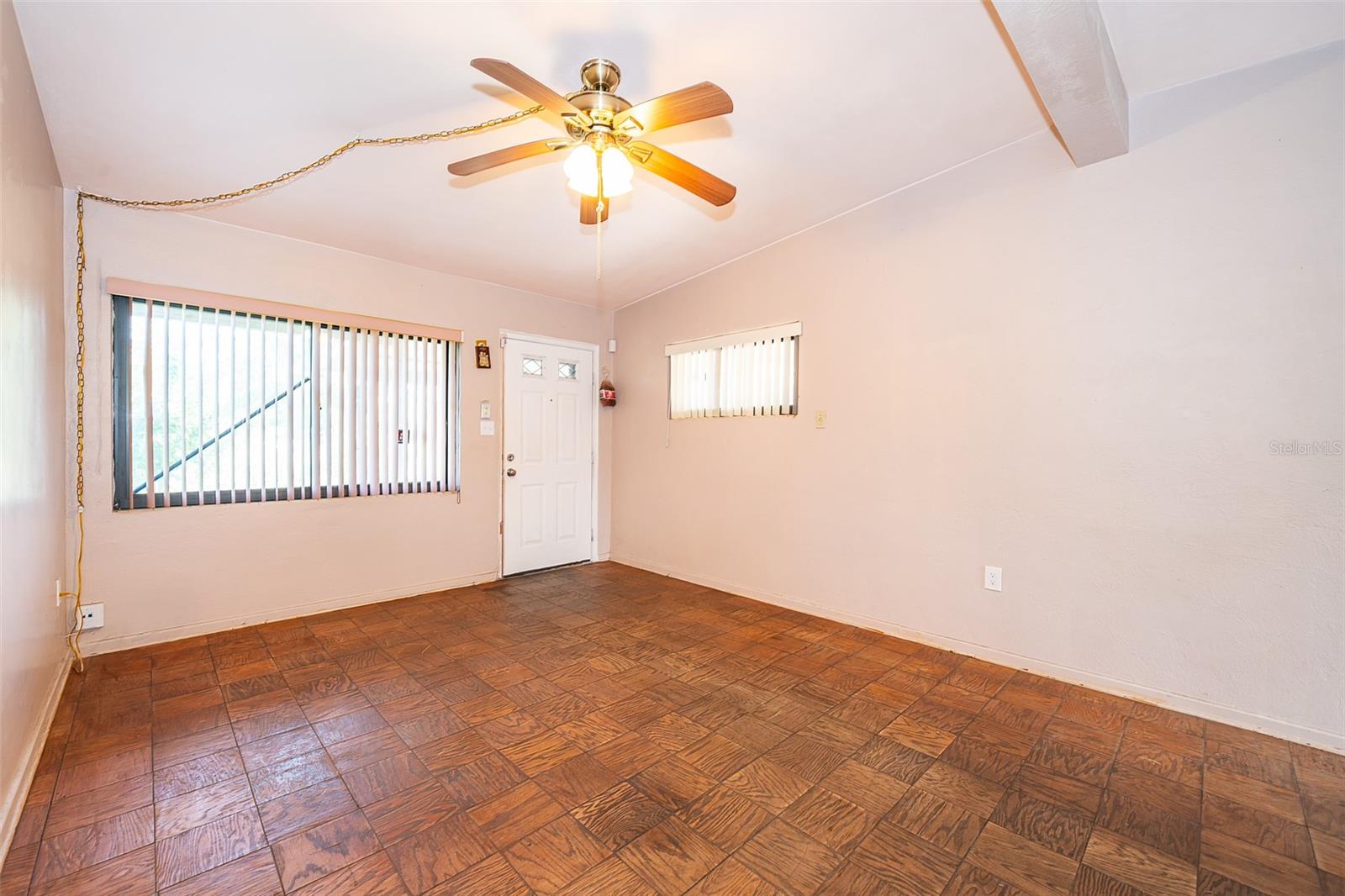 5604 ASTORIA PLACE