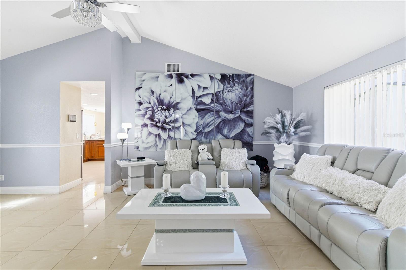 TIMBERLANE SUB UNIT 2 - Residential