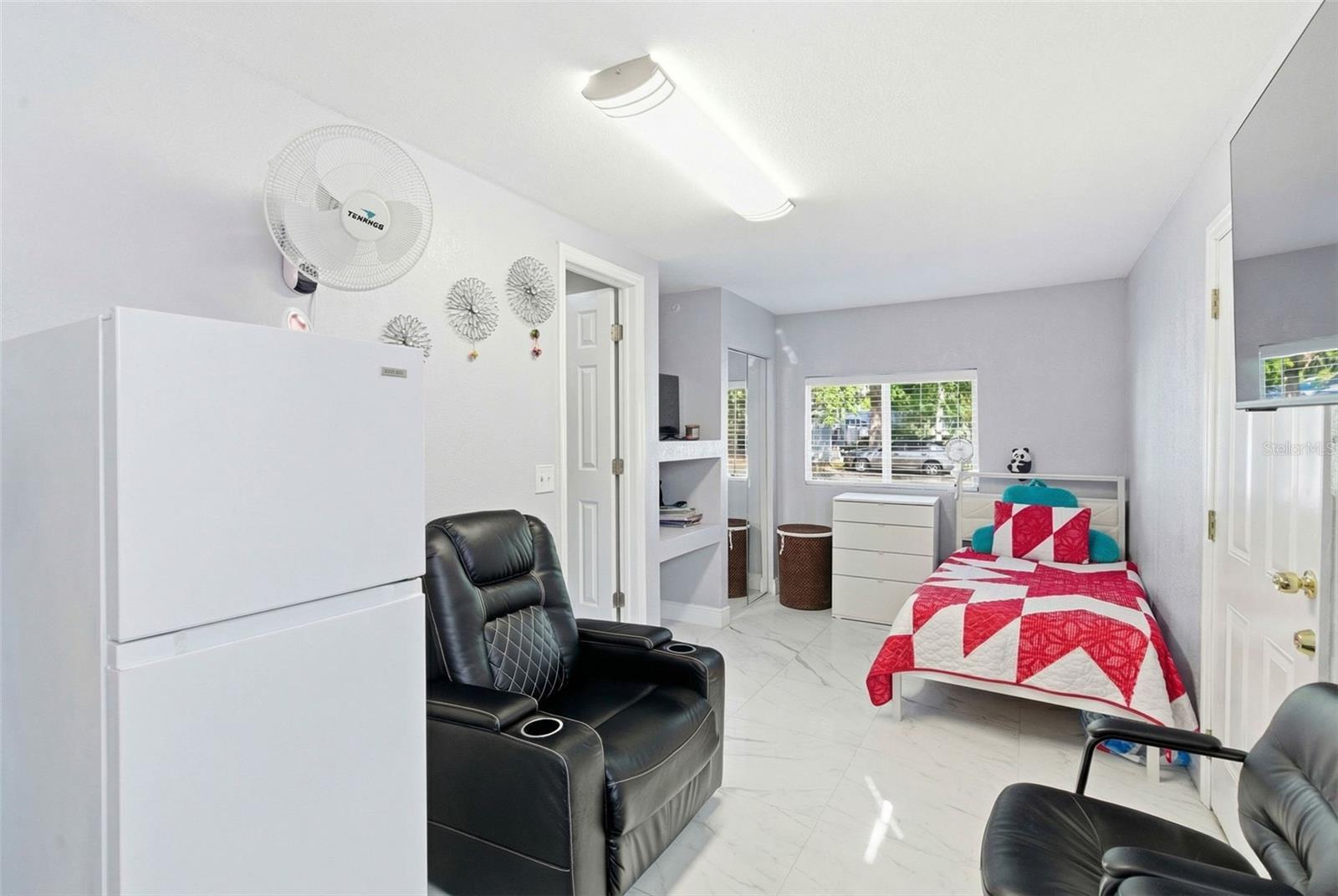 TIMBERLANE SUB UNIT 2 - Residential