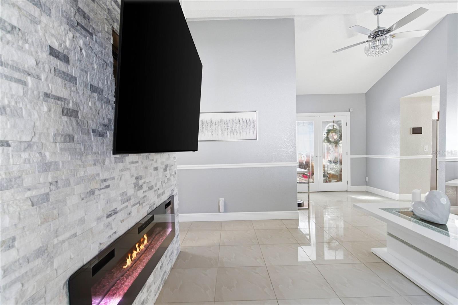 TIMBERLANE SUB UNIT 2 - Residential