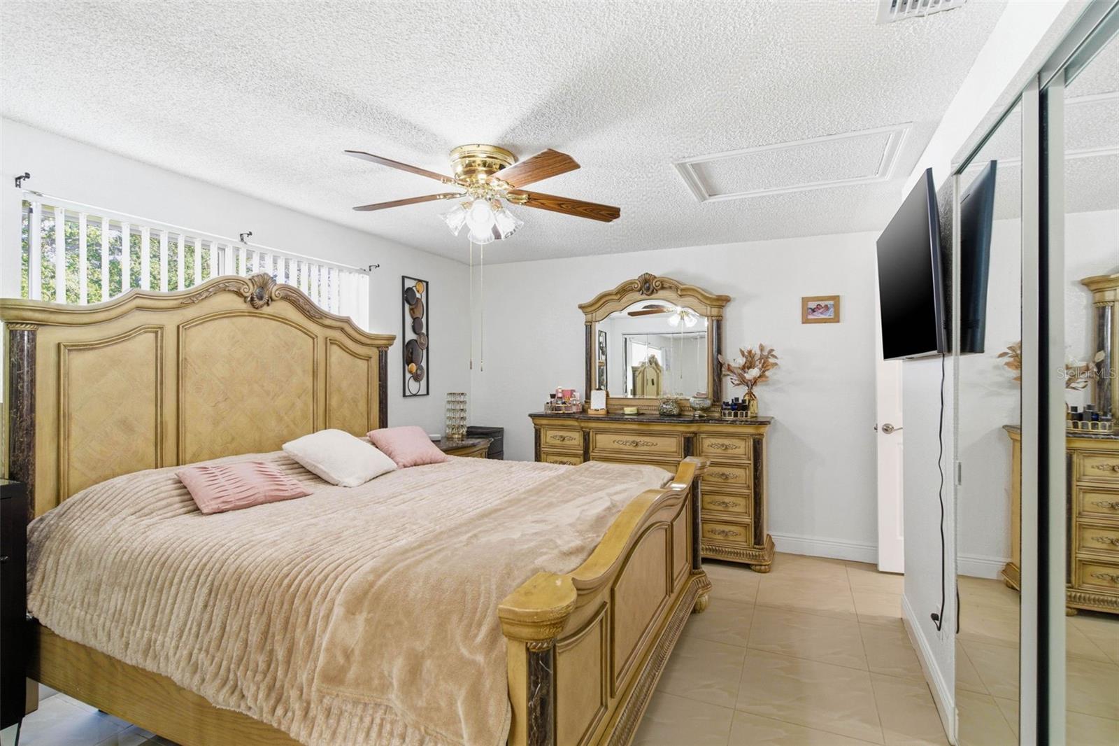 TIMBERLANE SUB UNIT 2 - Residential