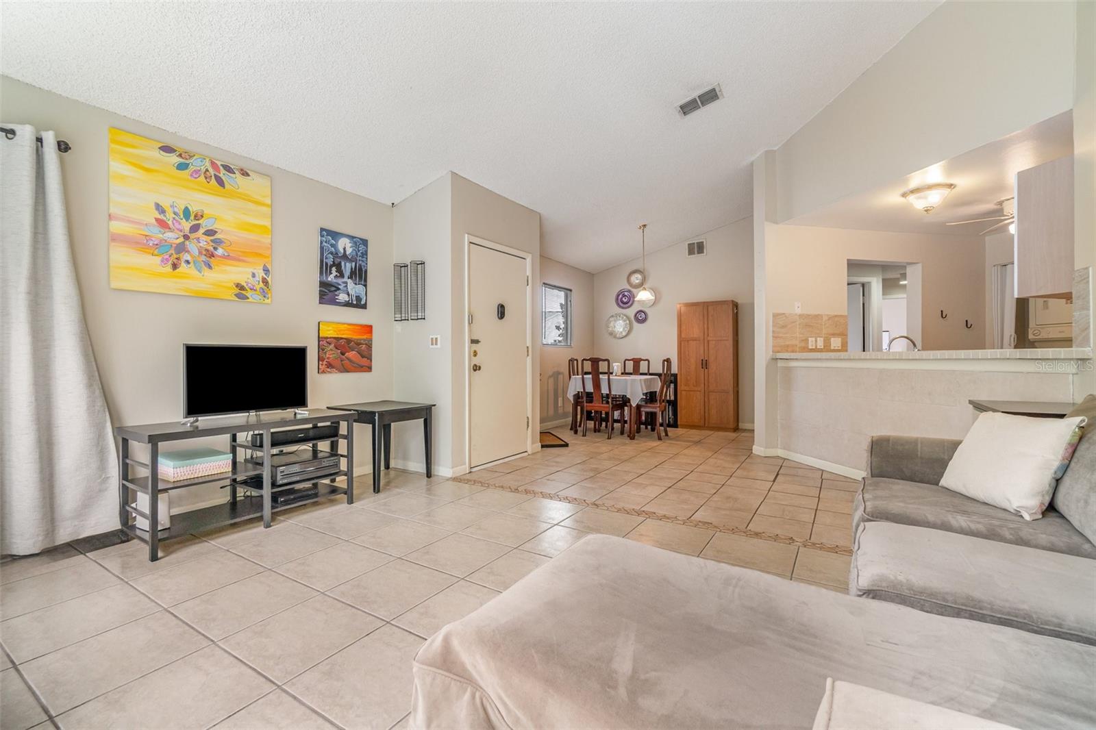 DOCKSIDE CONDO - Residential