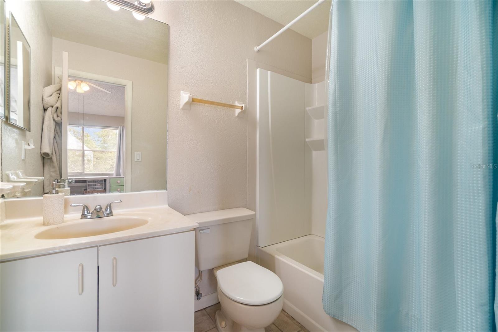 DOCKSIDE CONDO - Residential