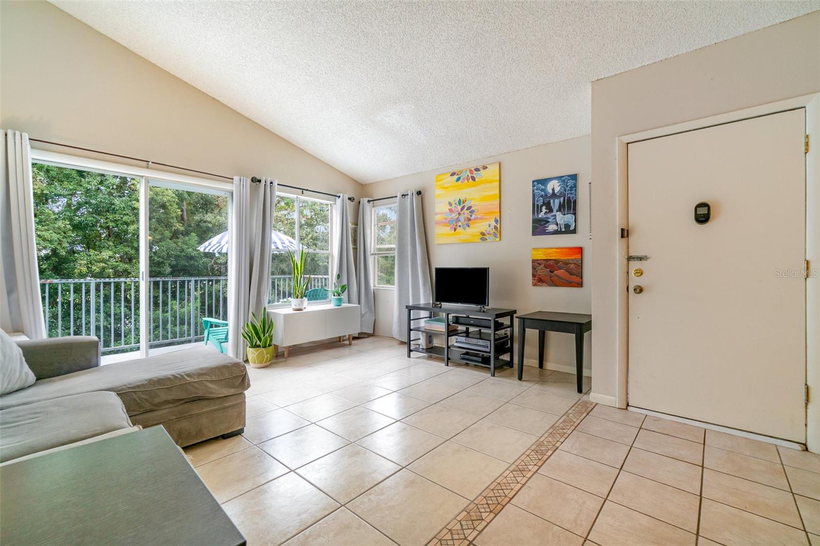 DOCKSIDE CONDO - Residential