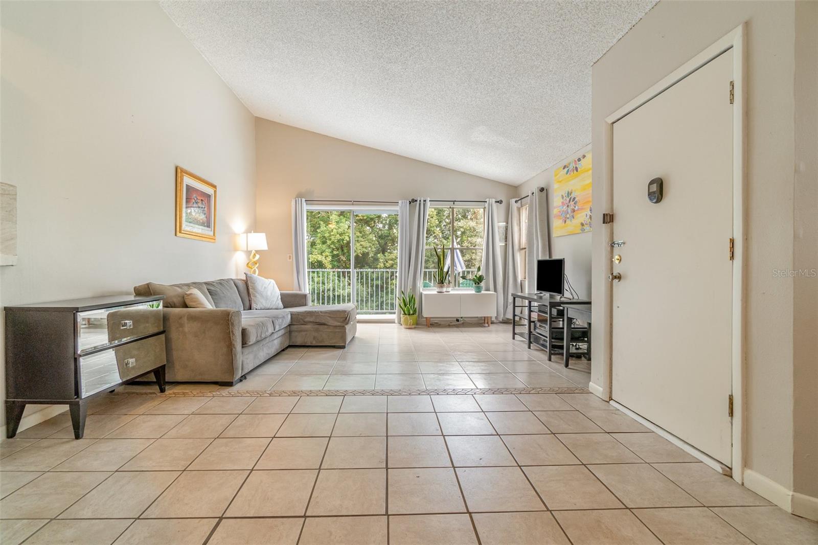DOCKSIDE CONDO - Residential