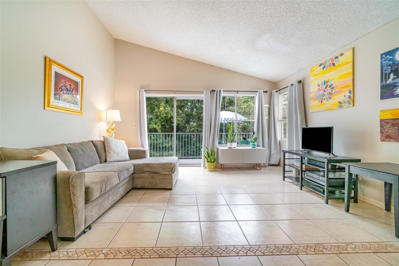 DOCKSIDE CONDO - Residential