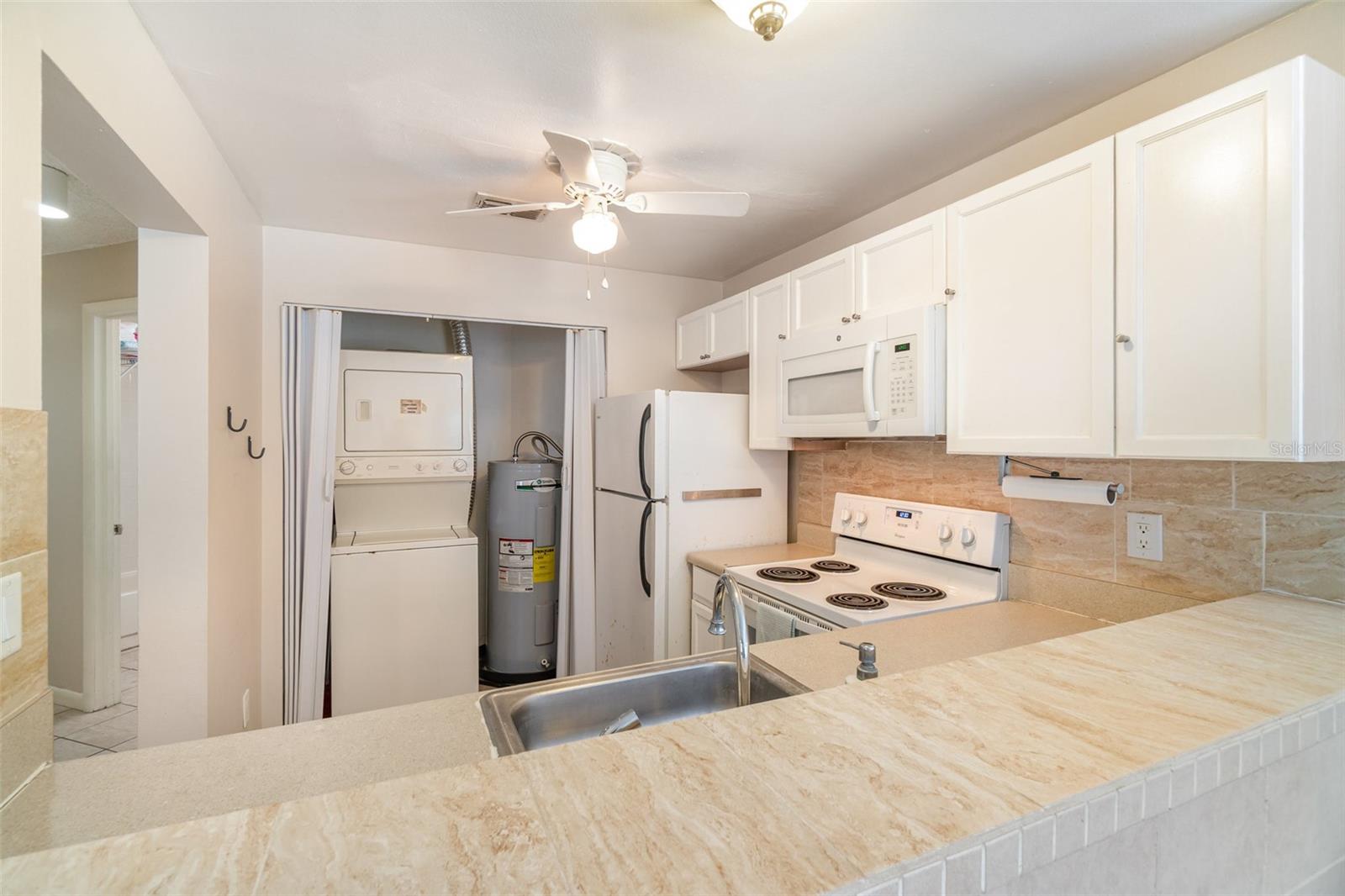DOCKSIDE CONDO - Residential