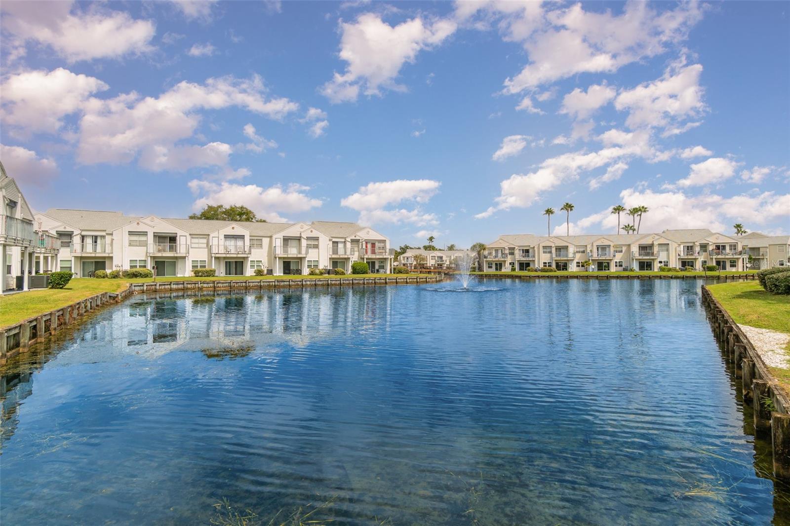 DOCKSIDE CONDO - Residential