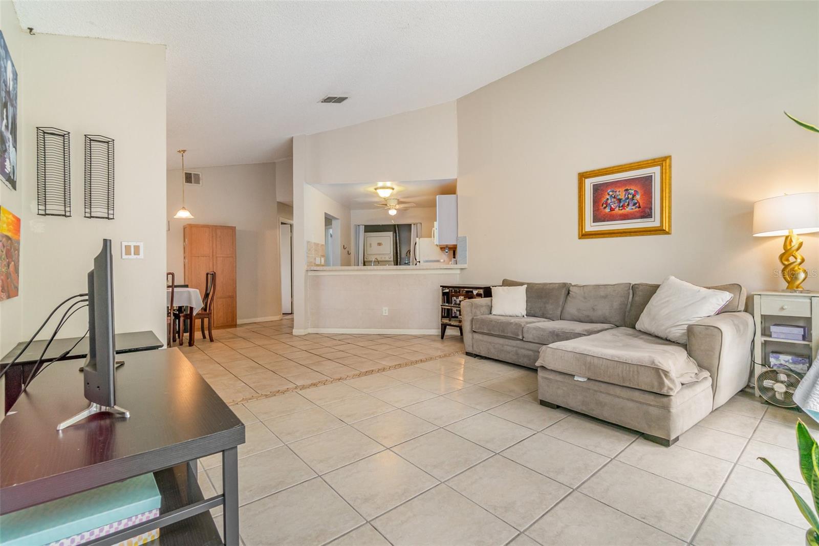 DOCKSIDE CONDO - Residential