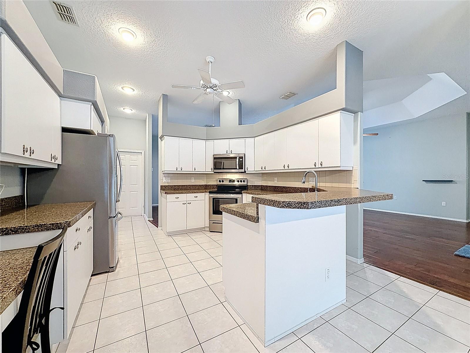 TRINITY OAKS SOUTH - Residential