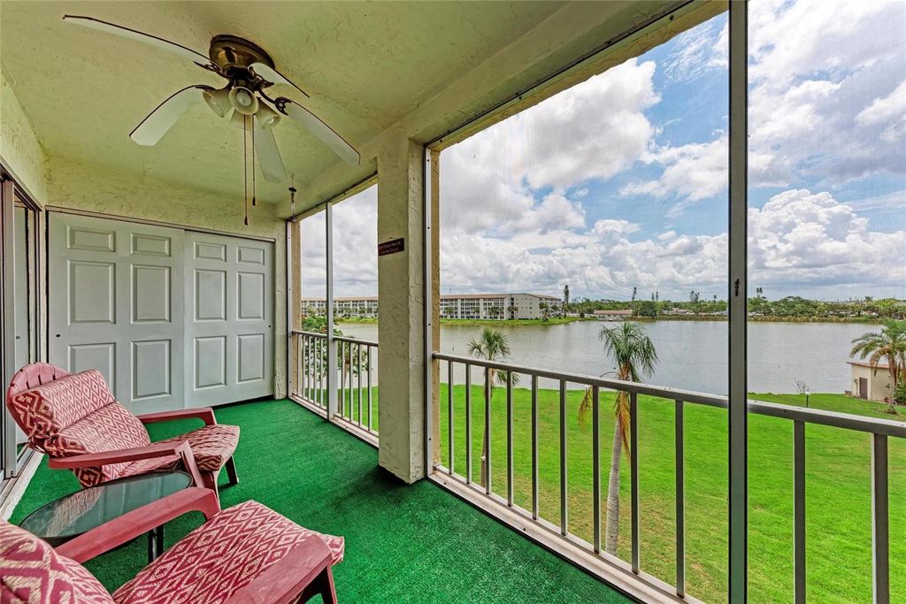 Photo of 3801 Lake Bayshore Drive #H413, Bradenton, FL 34205 (MLS # A4653616)