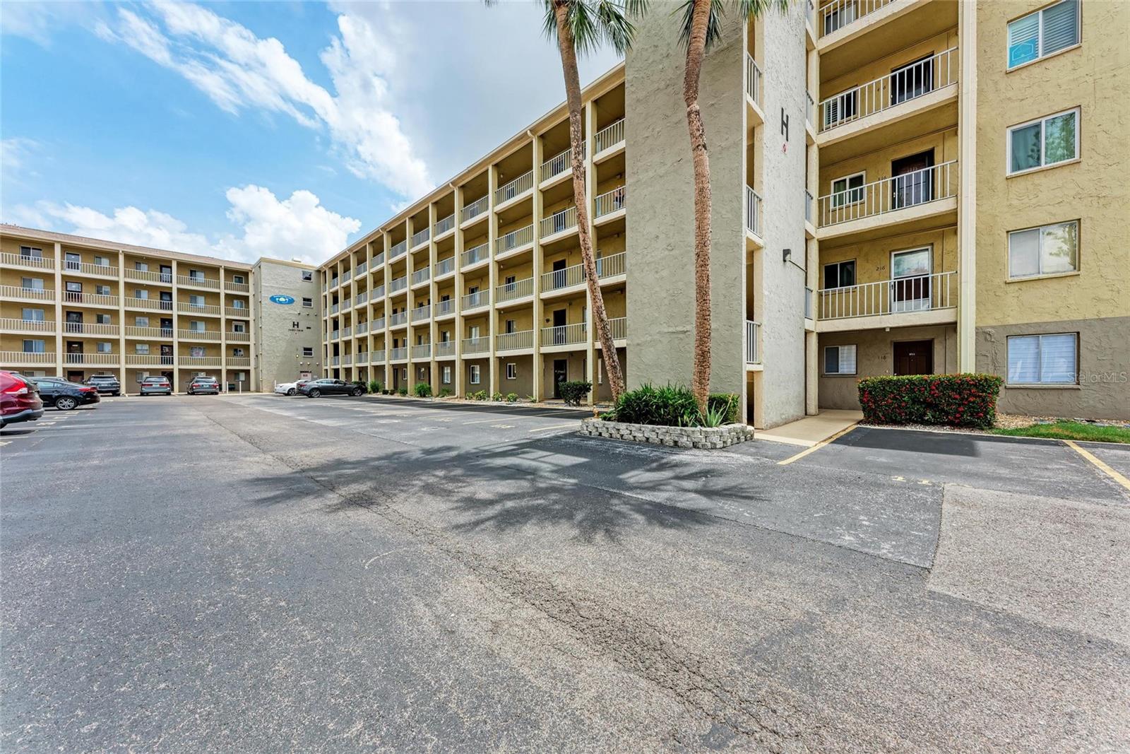 3801 LAKE BAYSHORE DRIVE H413