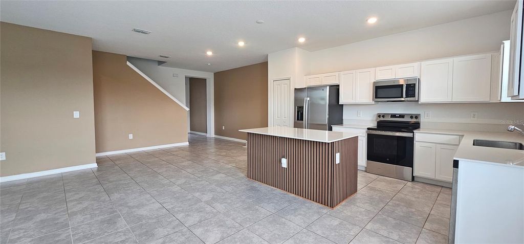 Photo of 161 Nine Iron Drive, Davenport, FL 33896 (MLS # S5145830)